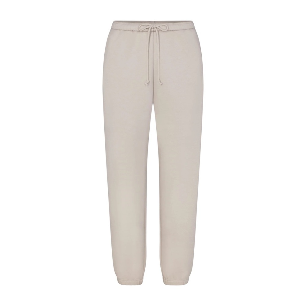SKIMS COTTON FLEECE CLASSIC JOGGER STONE × 1
STONE